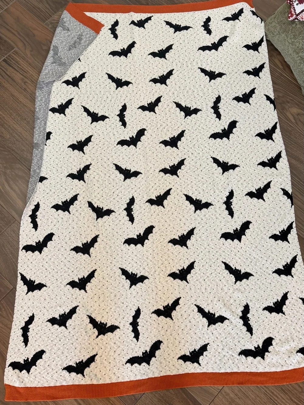 Halloween Bat Knit Throw Blanket in White, Black & Orange Trim